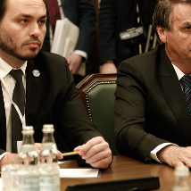 Núcleo de Bolsonaro prioriza agenda nacional nas escolhas para o Senado em 2026 Carlos Bolsonaro é internado após prisão domiciliar do pai