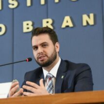 filipe martins stf destituição advogados