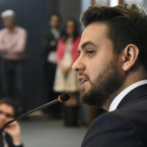 Filipe Martins: defesa pede nulidade do processo e suspeição de ministros.