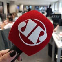 Decisão da Justiça Federal mantém outorgas da Jovem Pan. Imagem referente a matéria