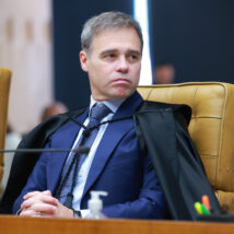 Mendonça manda bloquear R$ 390 milhões de sindicato de irmão de Lula