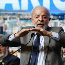 Presidente Lula (PT) vê vantagem crescer após anunciar que disputará um quarto mandato em 2026.