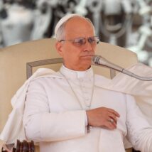 Papa Leão XIV durante audiência com membros do Conselho Nacional Anti-Usura italiano condena a prática de usura. Imagem referente a matéria