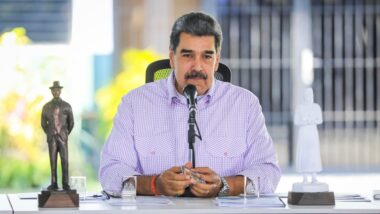 Ditador venezuelano vem realizando operações para dizer que combate o tráfico de drogas, mas Trump não se convenceu Imagem referente a matéria