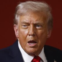 Trump: EUA podem reduzir tarifas sobre o Brasil se houver “circunstâncias adequadas” Trump: viagem à Malásia deve incluir encontro com Lula.