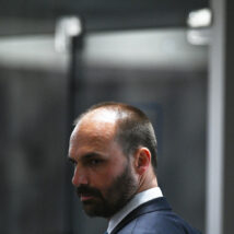 Defensoria Pública pediu arquivamento de inquérito contra Eduardo Bolsonaro. Imagem referente a matéria