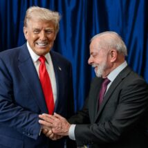 Trump e Lula: o que o aperto de mão significa na prática? Imagem referente a matéria