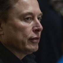 A Grokipedia foi desenvolvida pela nova empresa de Inteligência Artificial de Musk Imagem referente a matéria