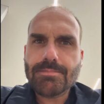 Eduardo Bolsonaro é o camisa 10 do governo Lula? Imagem referente a matéria