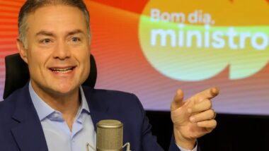 CNH sem Autoescola: Renan Filho aposta em aulas grátis. Imagem referente a matéria