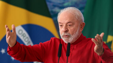 Lula adota tom cauteleso e evita embate direto com governador do Rio. Imagem referente a matéria