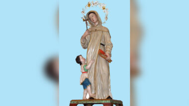 Santa Marina de Bitina, retratada por Vincenzo Zaffiro em escultura de madeira de 1800. Imagem referente a matéria