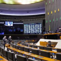 Plenário da Câmara dos Deputados. PF apura desvio de emendas parlamentares. Imagem referente a matéria