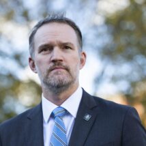 O representante comercial dos Estados Unidos, Jamieson Greer, disse que o governo Trump quer garantir “que os brasileiros estejam prontos para jogar também” Imagem referente a matéria