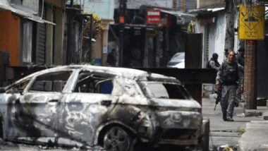 O Estado precisa de doutrina atualizada, forças preparadas para conflitos assimétricos e vontade política para ocupar não só o terreno, mas a mente e o coração da população. Imagem referente a matéria