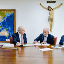 Lula envia ao Congresso “PL Antifacção” após operação no Rio