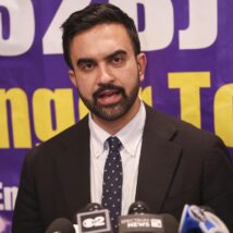 O candidato à prefeitura de Nova York, Zohran Mamdani, segue liderando pesquisas eleitorais Imagem referente a matéria