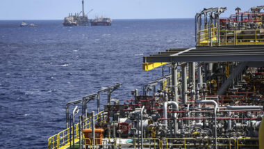 Petrobras anuncia plano de demissão voluntária para 1,1 mil funcionários. Imagem referente a matéria