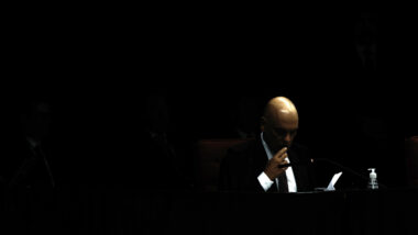 Com vista de Moraes, sociedade deverá esperar até uma resposta do Supremo sobre reajustes de planos de saúde de idosos. Imagem referente a matéria