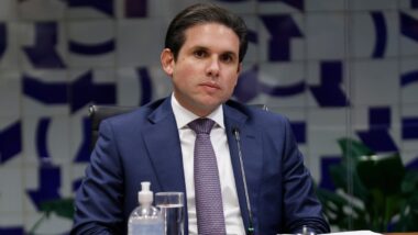 Presidente da Câmara também garantiu votação da PEC da Segurança Pública em dezembro. Imagem referente a matéria