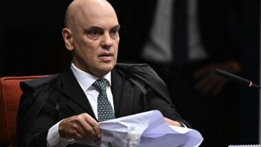 Moraes não considerou pertinente que o DF peça avaliação médica de Bolsonaro. Imagem referente a matéria