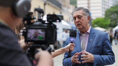 “Pode parecer que estamos enxugando gelo, mas estamos evitando um iceberg”, diz prefeito de Florianópolis, Topázio Neto (PSD) Imagem referente a matéria