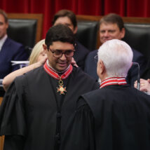 Wagner Rosário, novo conselheiro do TCE-SP, chorou ao citar Bolsonaro durante seu discurso de posse. Imagem referente a matéria