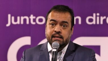 “Fiquei super feliz”, diz o governador do Rio de Janeiro, Cláudio Castro, sobre a visita do ministro Alexandre de Moraes ao Centro Integrado de Comando e Controle Imagem referente a matéria