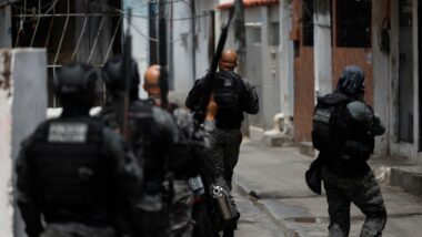 Ministro deu 48 horas para governo e órgãos do RJ apresentarem laudos e dados de prisões durante a Operação Contenção. Imagem referente a matéria