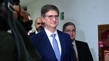 Recondução de Gonet à PGR foi aprovada após uma sabatina tensa com a oposição. Imagem referente a matéria