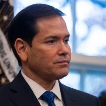 O secretário de Estado americano, Marco Rubio: diretriz da pasta orienta considerar condições médicas do solicitante, idade e probabilidade de depender de benefícios sociais para negar vistos Imagem referente a matéria