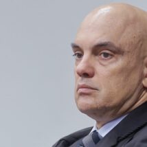 Moraes vota para condenar 5 de 7 oficiais da PMDF por suposta omissão em atos do 8 de janeiro Ministro Alexandre de Moraes, em julgamento do núcleo 3.