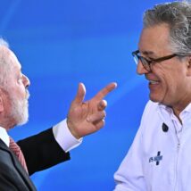 O presidente Lula e Alexandre Padilha, o ministro da saúde: uso político da ciência Imagem referente a matéria