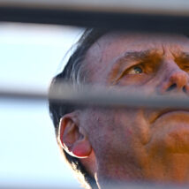 Risco de fuga? Prisão de Bolsonaro é absurda, mas esperada Imagem referente a matéria