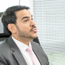 Alcolumbre inicia retaliação ao governo e cogita acelerar rito para atrapalhar Messias Jorge Messias