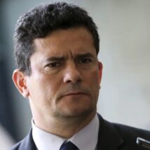 O senador Sergio Moro (União) lidera as intenções de voto ao governo do Paraná, aponta pesquisa. Imagem referente a matéria